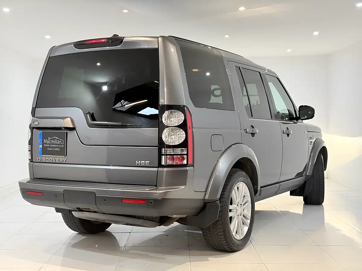 Used 2016 Land Rover Discovery 4 Hse Grey - Interior and Exterior details 12