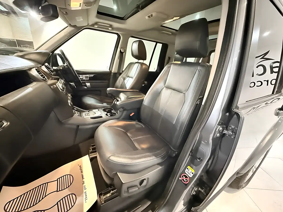Used 2016 Land Rover Discovery 4 Hse Grey - Interior and Exterior details 20