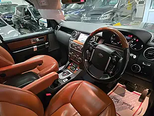 Used 2016 Land Rover Discovery 4 Landmark Black - Interior and Exterior details 12