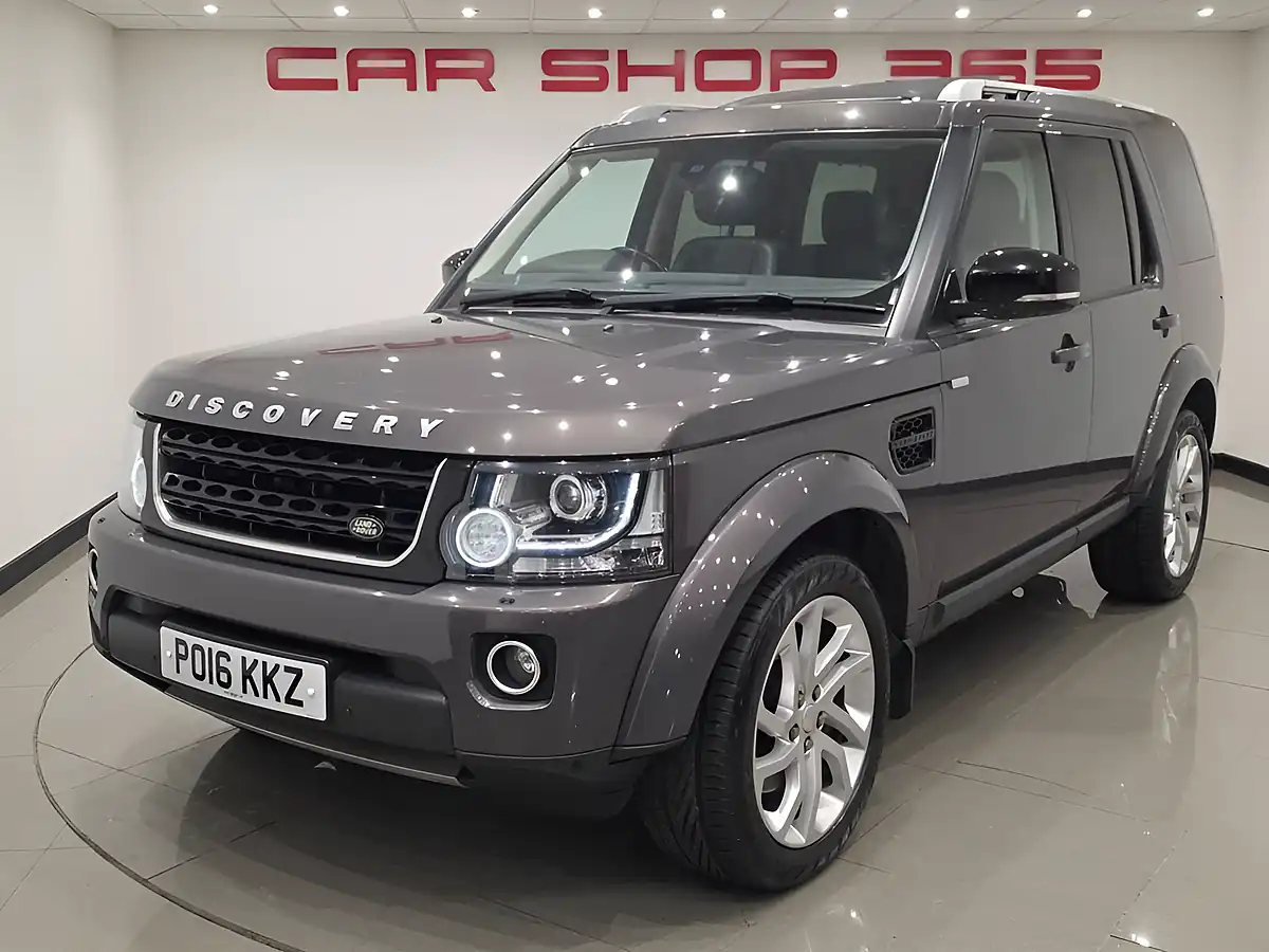 Used 2016 Land Rover Discovery 4 Landmark Grey - Interior and Exterior details 8