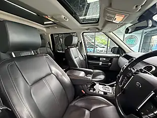 Used 2016 Land Rover Discovery 4 Landmark Silver - Interior and Exterior details 3