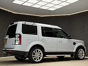 Used 2016 Land Rover Discovery 4 Landmark White - Interior and Exterior details 15