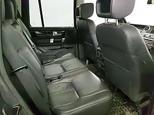 Used 2016 Land Rover Discovery Landmark Waitomo Grey - Interior and Exterior details 13