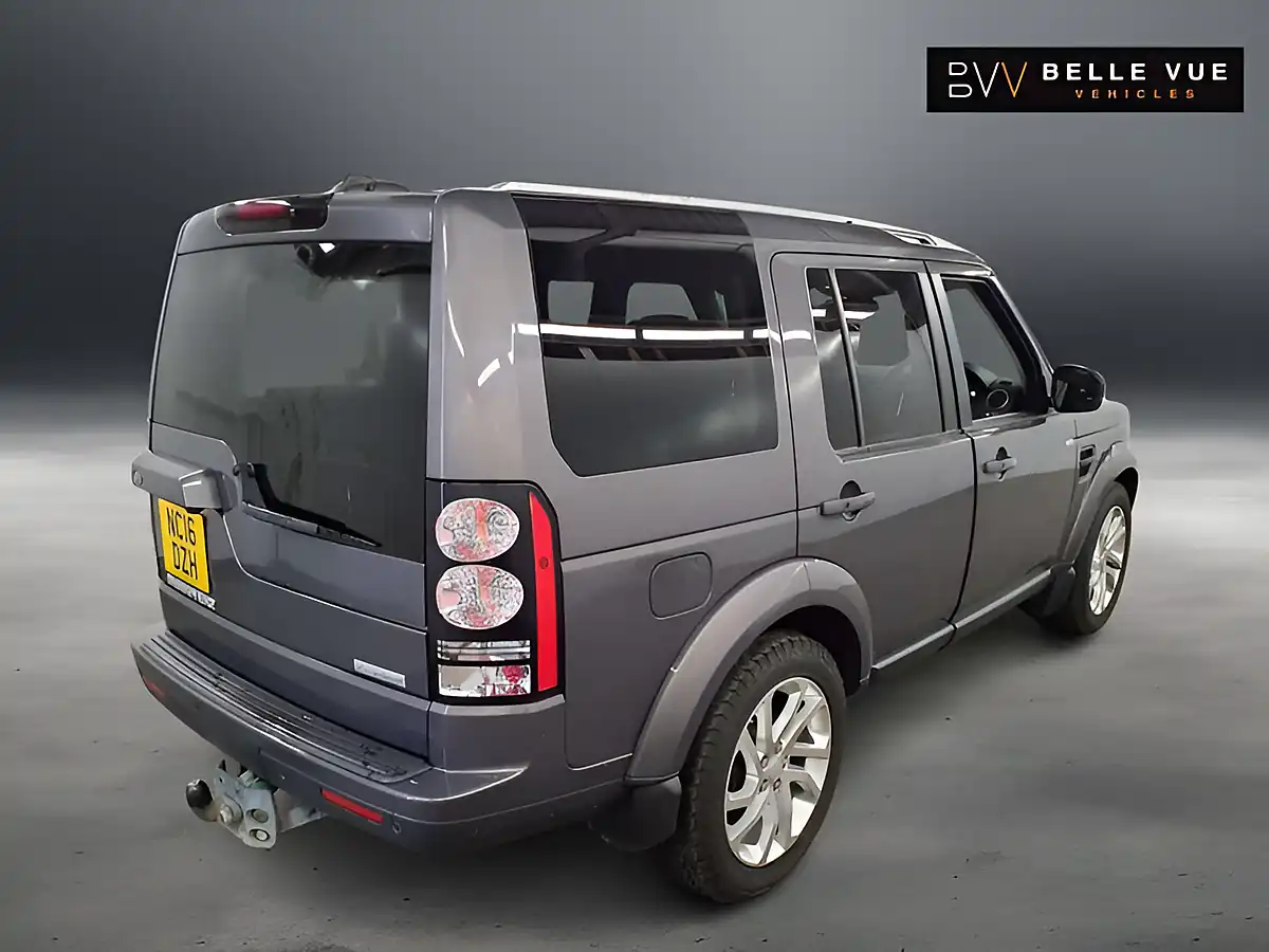 Used 2016 Land Rover Discovery Landmark Waitomo Grey - Interior and Exterior details 2