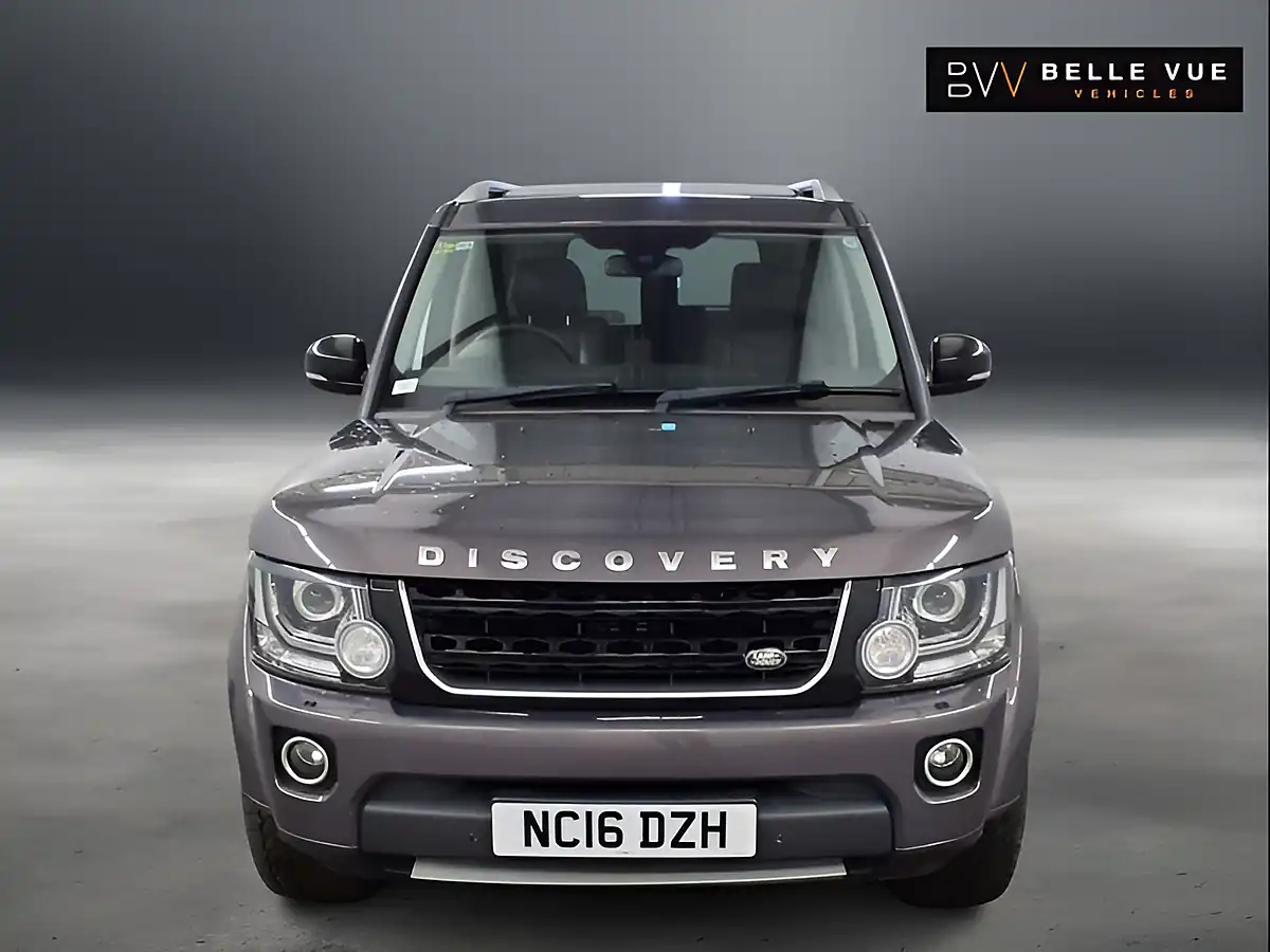 Used 2016 Land Rover Discovery Landmark Waitomo Grey - Interior and Exterior details 8