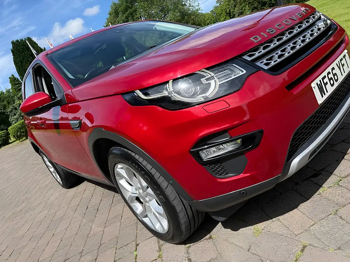Used 2016 Land Rover Discovery Sport Hse 4WD Red - Interior and Exterior details 11