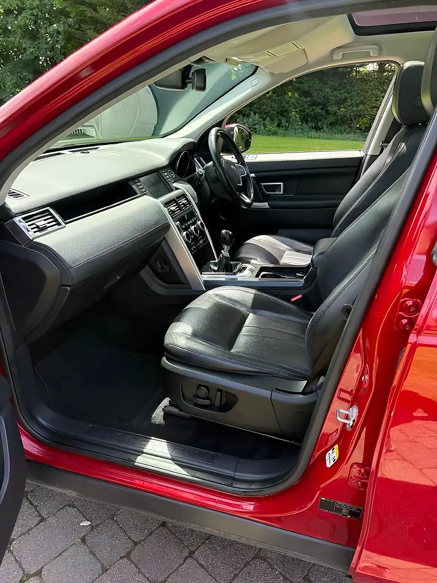 Used 2016 Land Rover Discovery Sport Hse 4WD Red - Interior and Exterior details 18