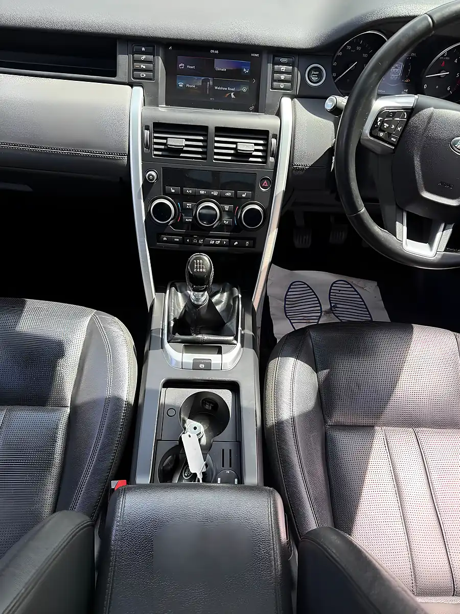 Used 2016 Land Rover Discovery Sport Hse 4WD Red - Interior and Exterior details 19