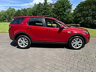 Used 2016 Land Rover Discovery Sport Hse 4WD Red - Interior and Exterior details 3