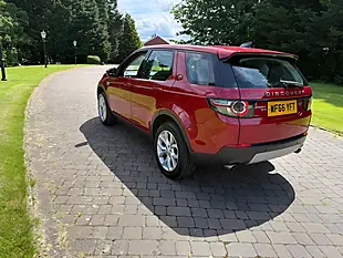 Used 2016 Land Rover Discovery Sport Hse 4WD Red - Interior and Exterior details 6