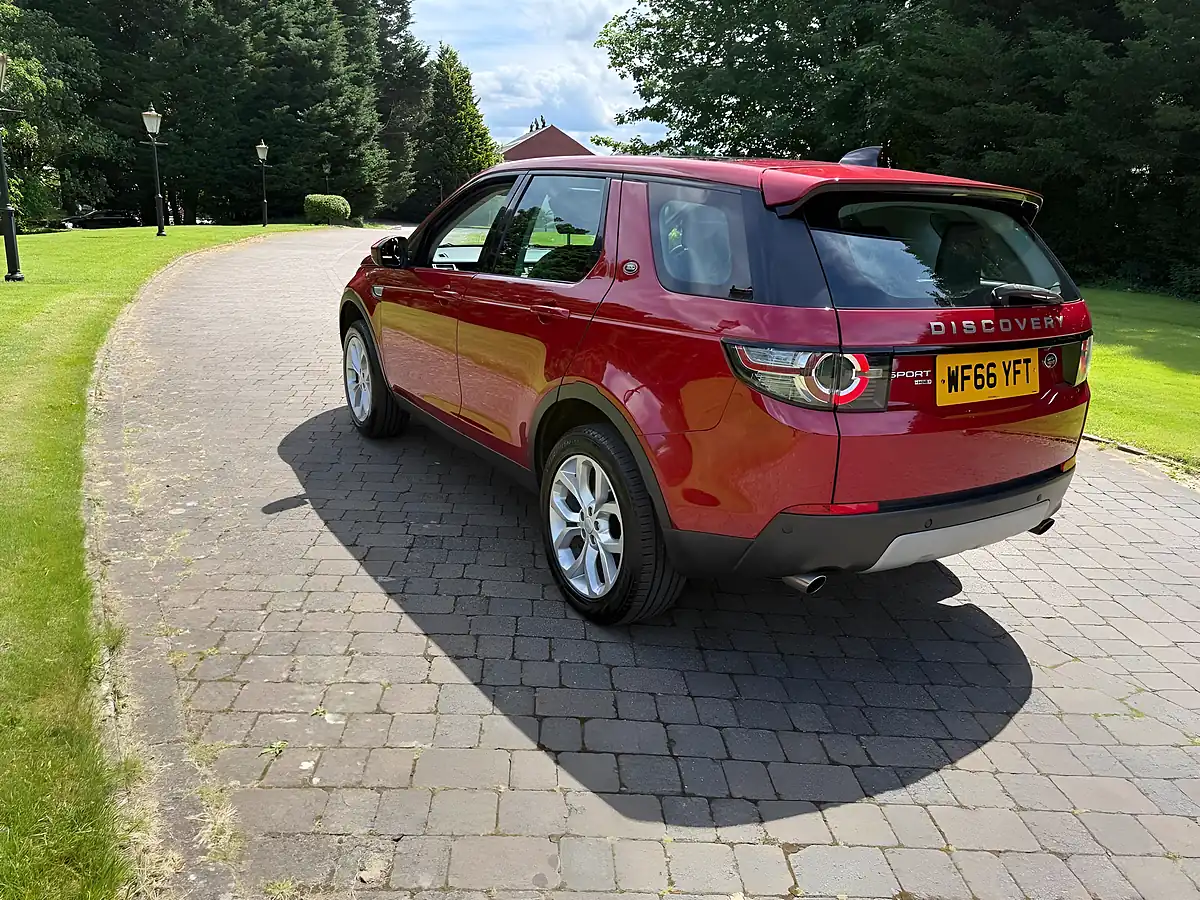 Used 2016 Land Rover Discovery Sport Hse 4WD Red - Interior and Exterior details 6