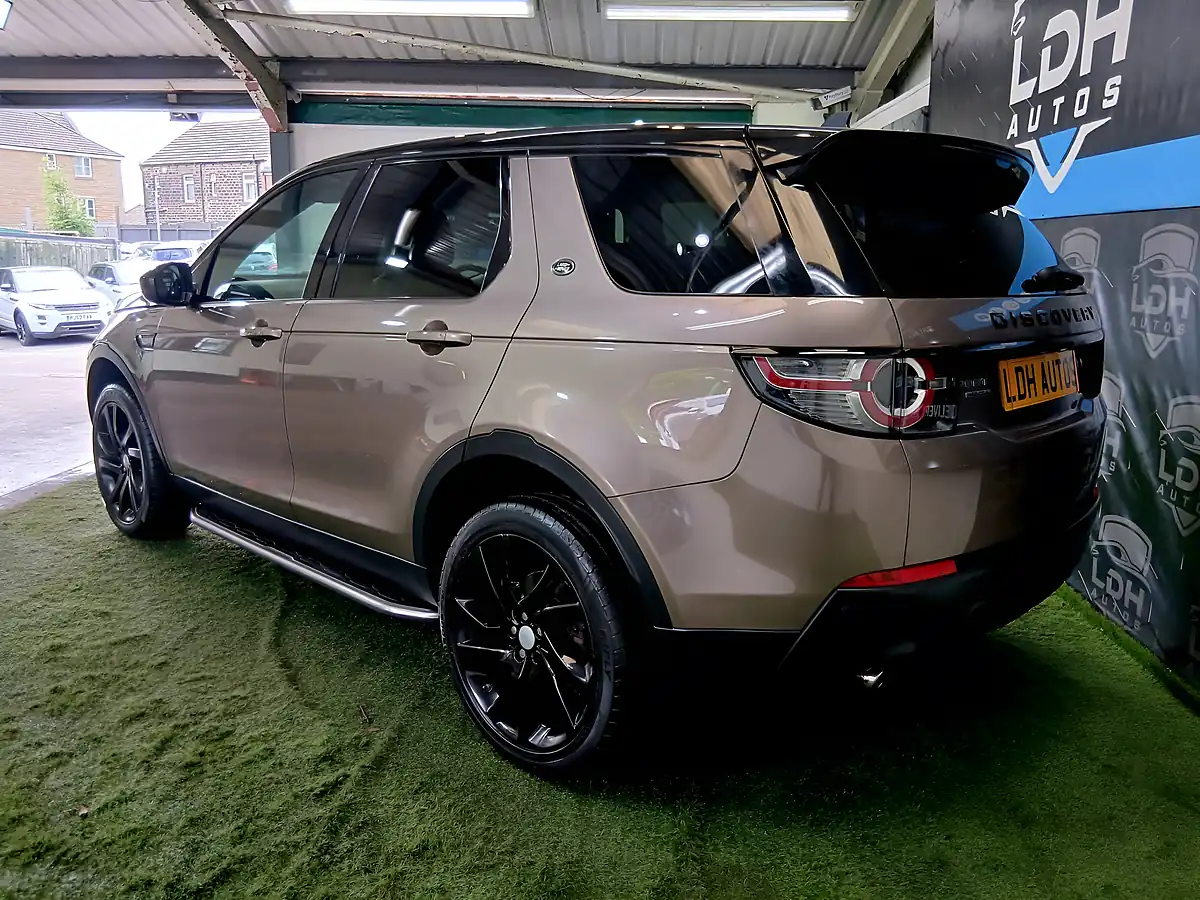 Used 2016 Land Rover Discovery Sport Hse Black Brown - Interior and Exterior details 5