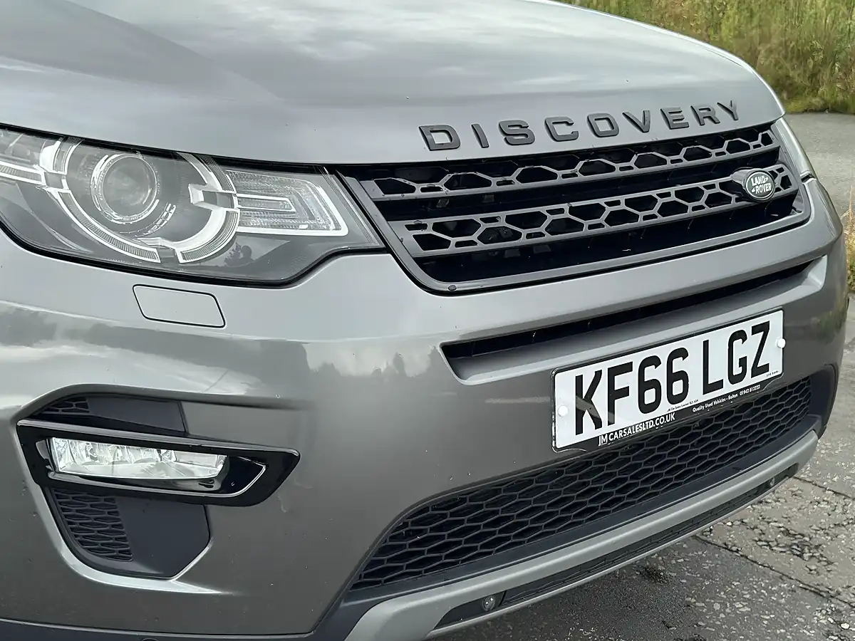 Used 2016 Land Rover Discovery Sport Hse Black Corris Grey - Interior and Exterior details 10