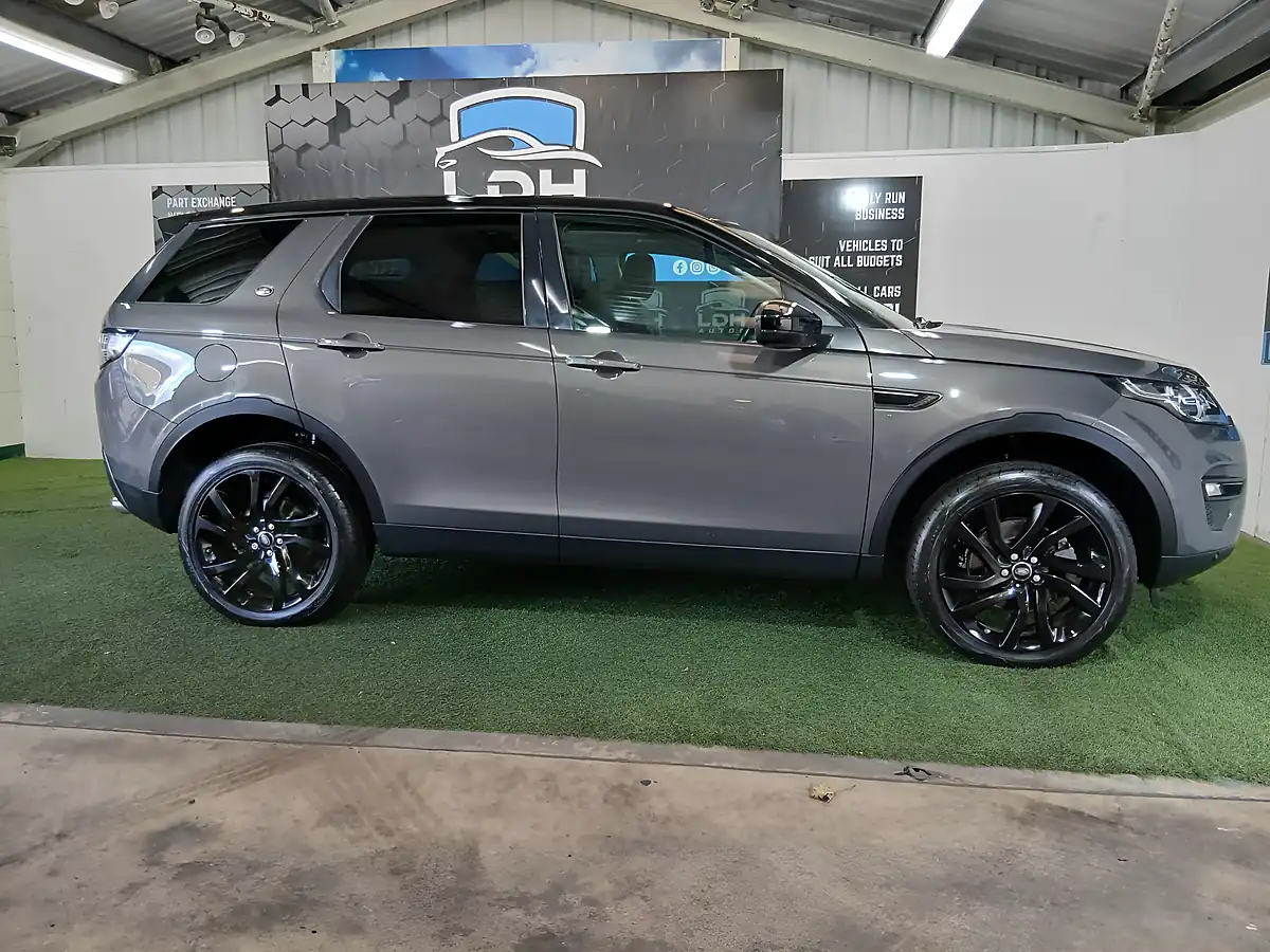 Used 2016 Land Rover Discovery Sport Hse Black Grey - Interior and Exterior details 2