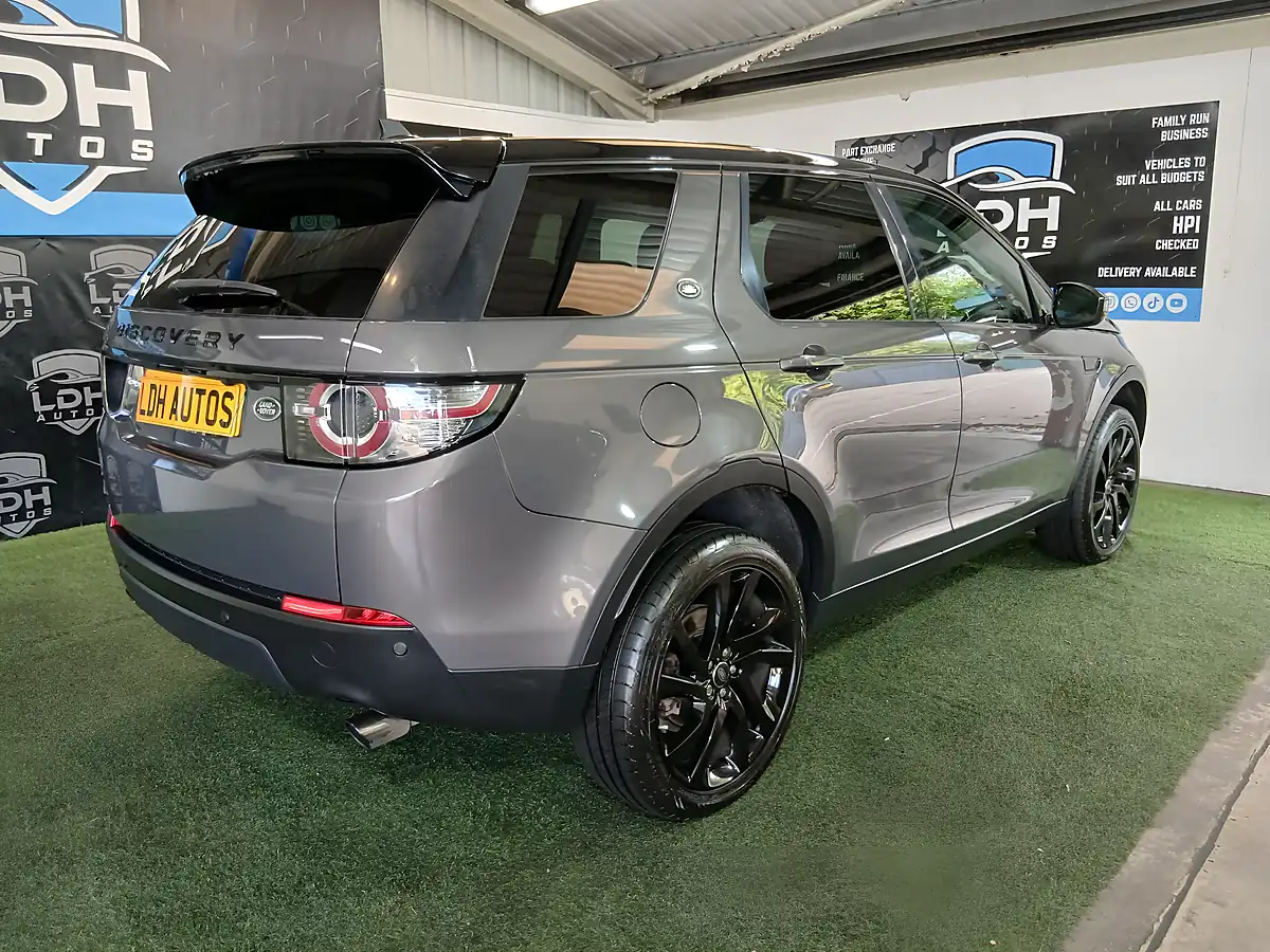 Used 2016 Land Rover Discovery Sport Hse Black Grey - Interior and Exterior details 3