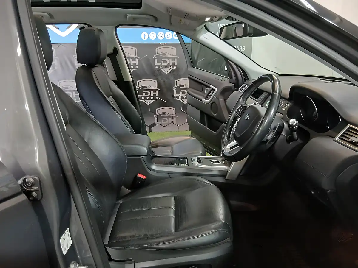 Used 2016 Land Rover Discovery Sport Hse Black Grey - Interior and Exterior details 9