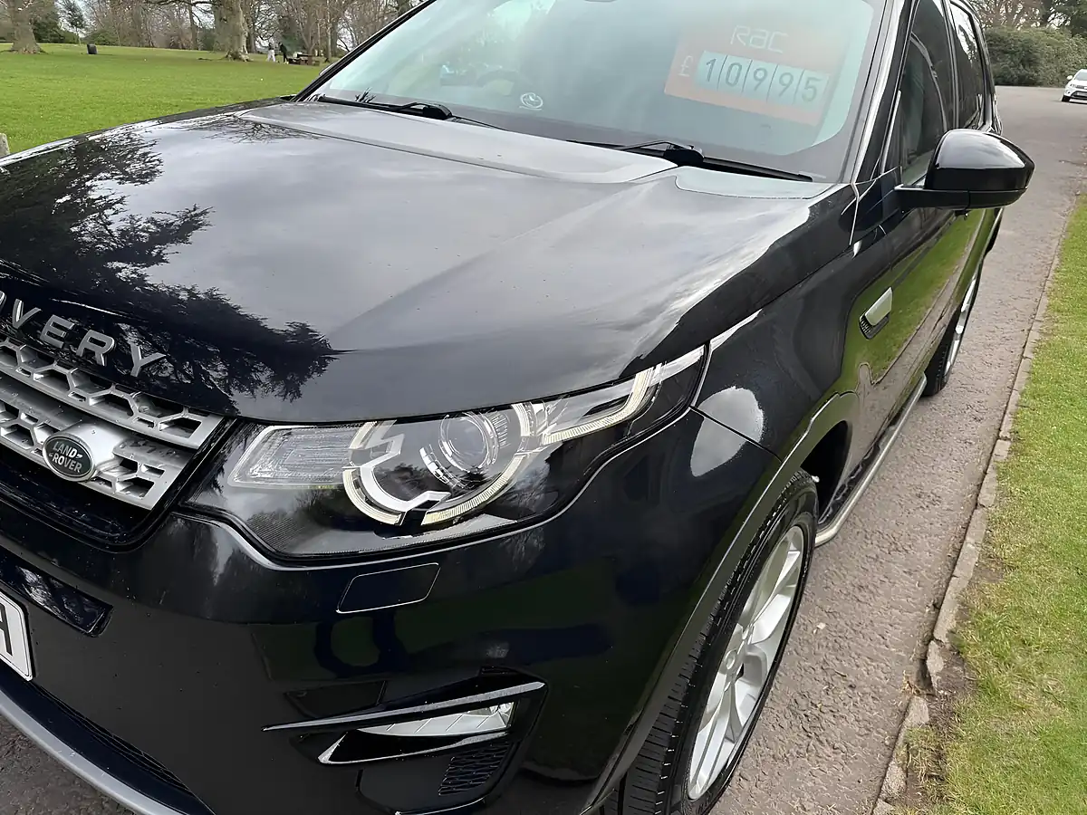 Used 2016 Land Rover Discovery Sport Hse Black - Interior and Exterior details 16