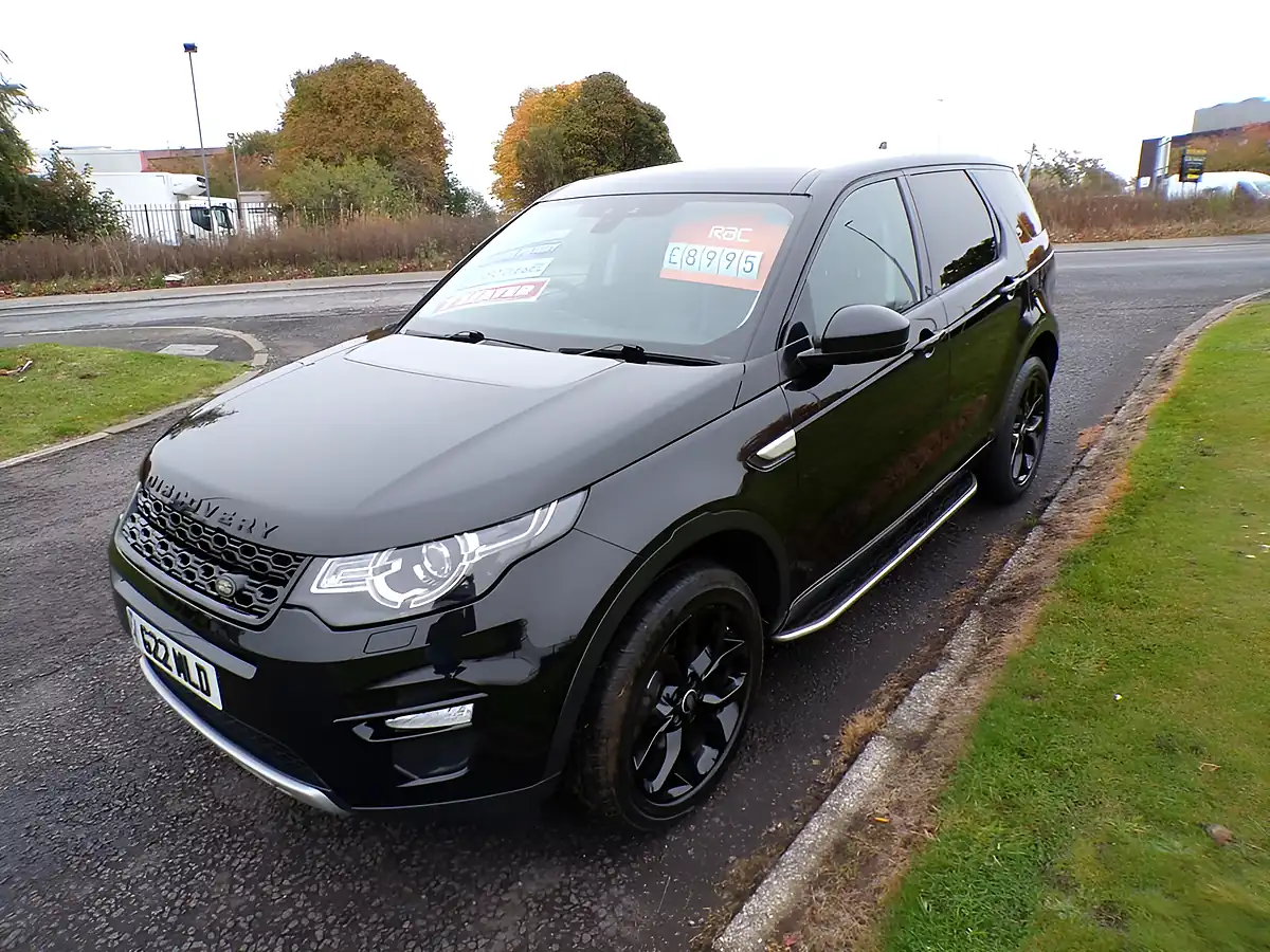 Used 2016 Land Rover Discovery Sport Hse Black - Interior and Exterior details 4