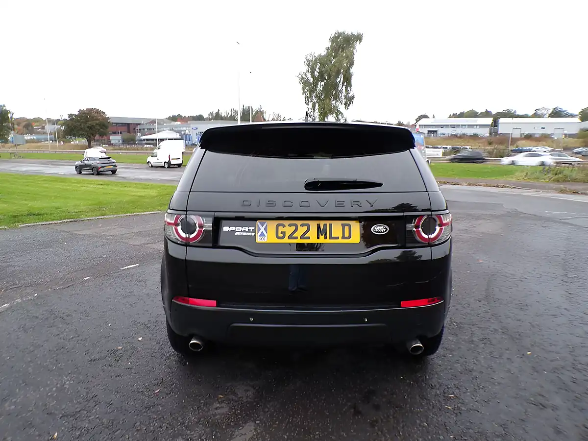 Used 2016 Land Rover Discovery Sport Hse Black - Interior and Exterior details 9