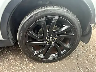 Used 2016 Land Rover Discovery Sport Hse Black Silver - Interior and Exterior details 10