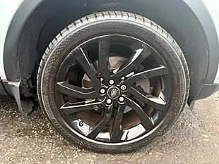 Used 2016 Land Rover Discovery Sport Hse Black Silver - Interior and Exterior details 9