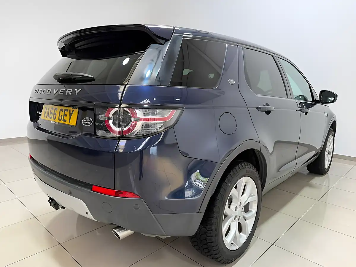 Used 2016 Land Rover Discovery Sport Hse Blue - Interior and Exterior details 11