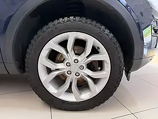 Used 2016 Land Rover Discovery Sport Hse Blue - Interior and Exterior details 14