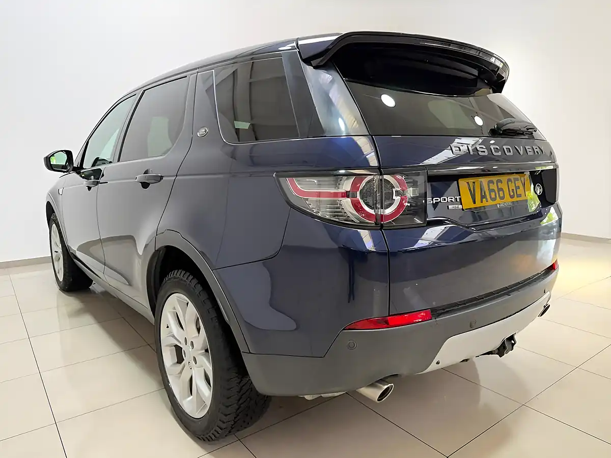 Used 2016 Land Rover Discovery Sport Hse Blue - Interior and Exterior details 9