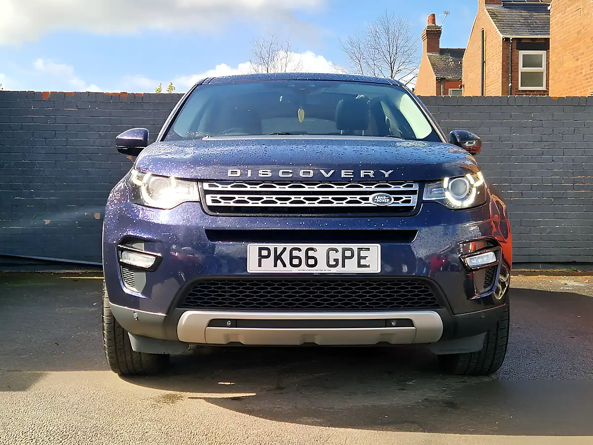 Used 2016 Land Rover Discovery Sport Hse Blue - Interior and Exterior details 11