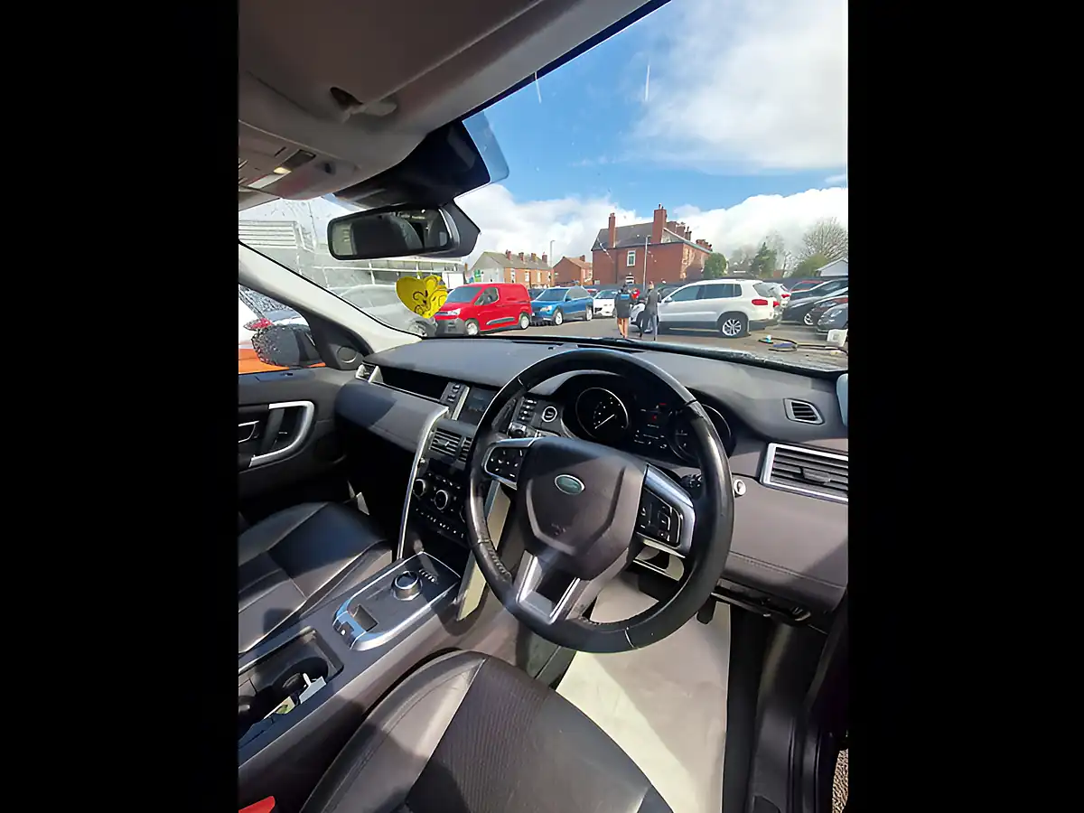 Used 2016 Land Rover Discovery Sport Hse Blue - Interior and Exterior details 14