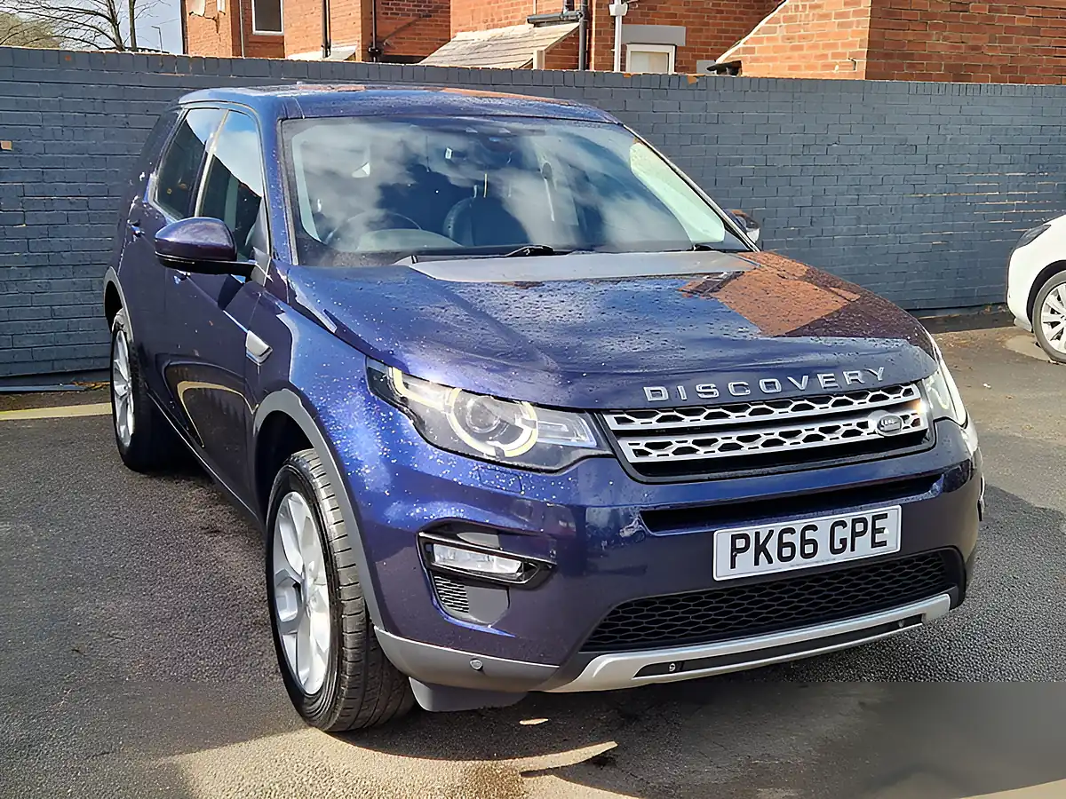 Used 2016 Land Rover Discovery Sport Hse Blue - Interior and Exterior details 3