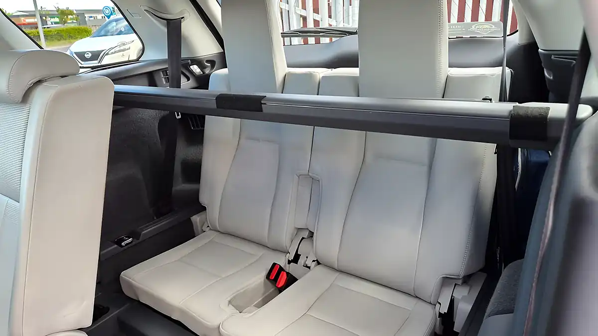 Used 2016 Land Rover Discovery Sport Hse Brown - Interior and Exterior details 16