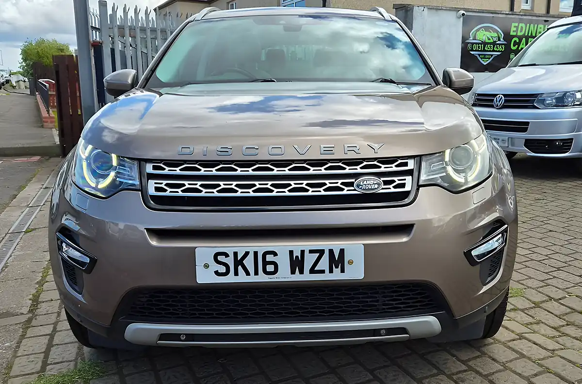 Used 2016 Land Rover Discovery Sport Hse Brown - Interior and Exterior details 2
