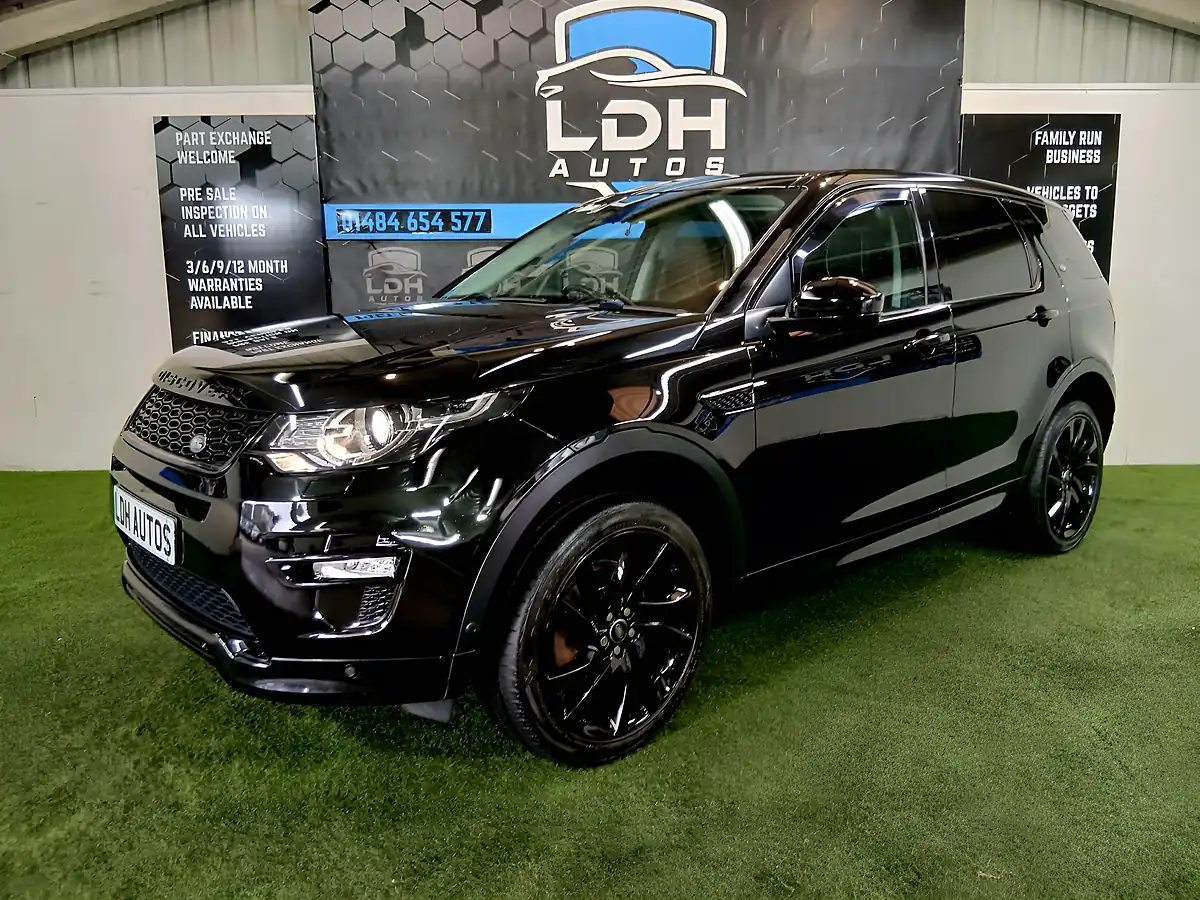 Used 2016 Land Rover Discovery Sport Hse Dynamic Lux Black - Interior and Exterior details 7