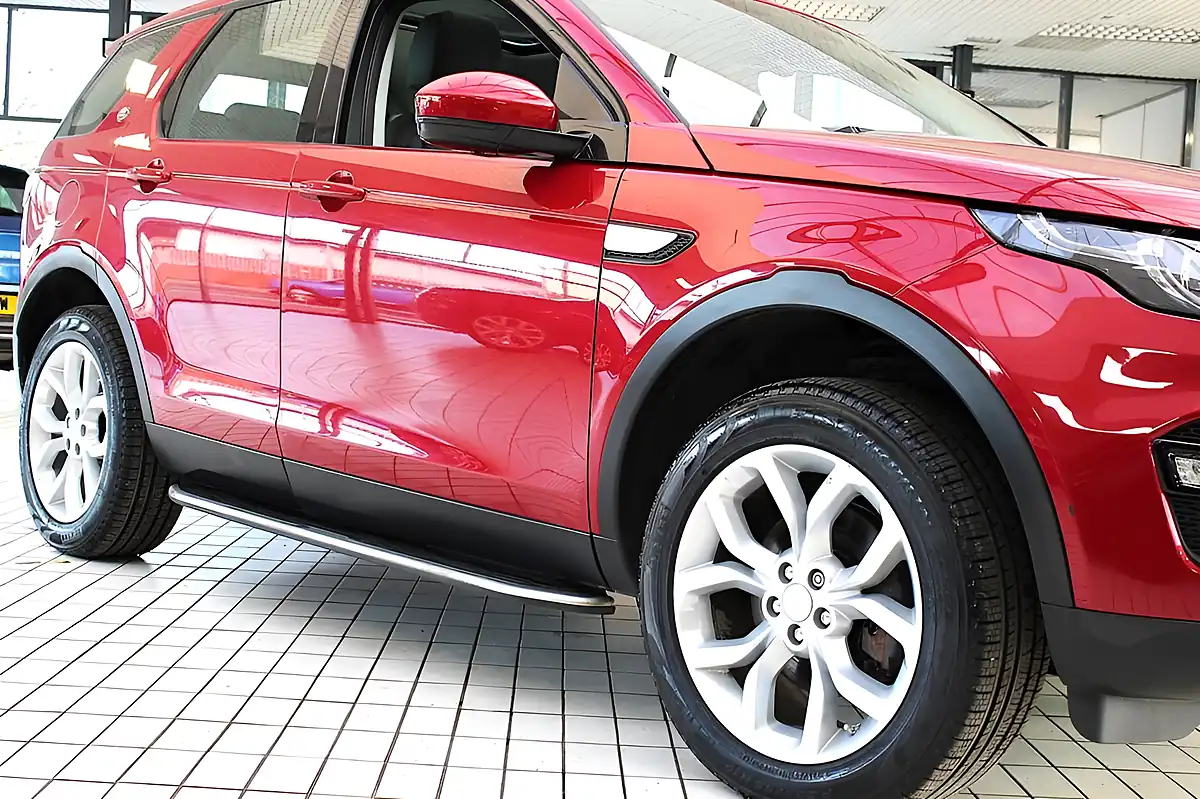 Used 2016 Land Rover Discovery Sport Hse Firenze Red - Interior and Exterior details 11
