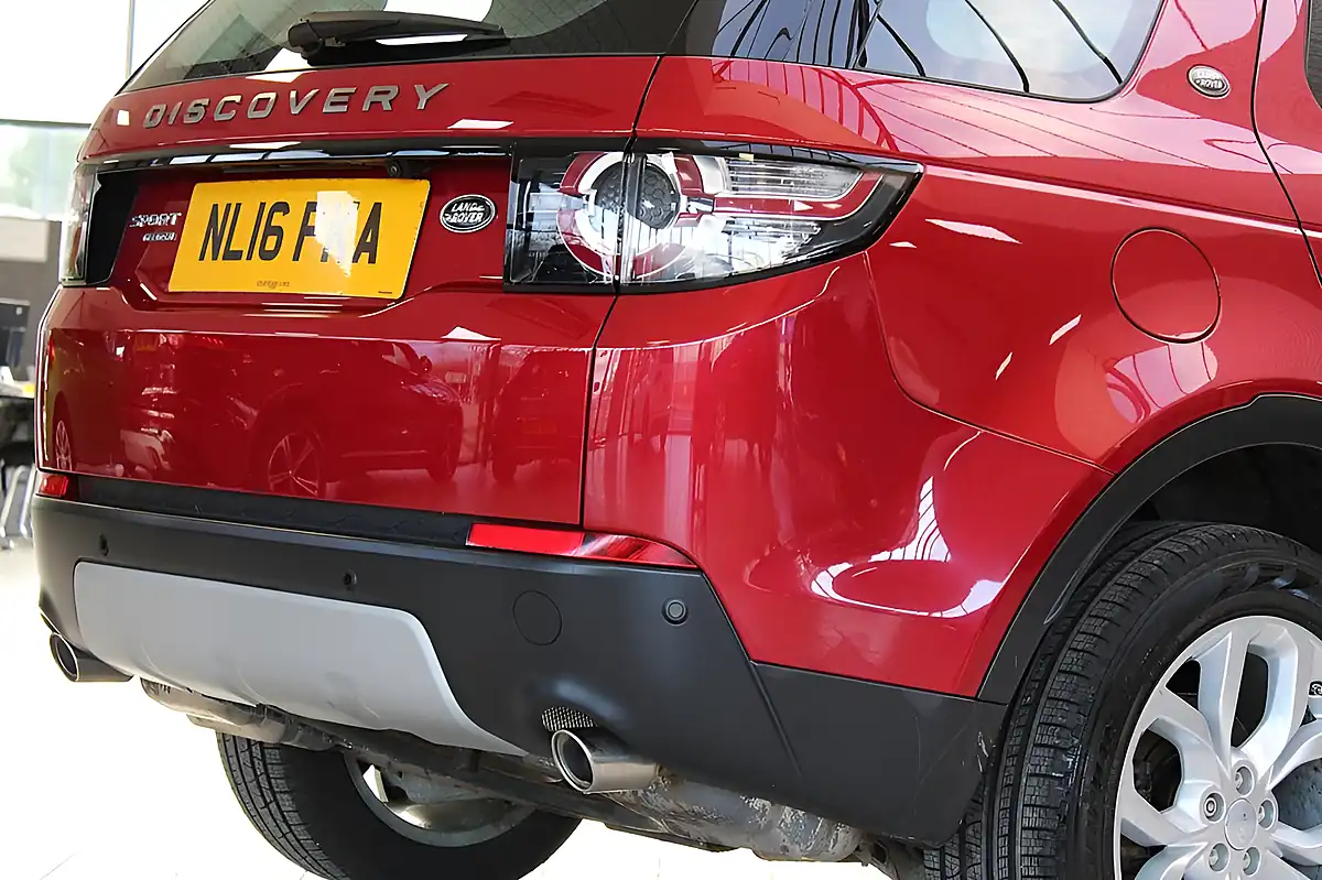 Used 2016 Land Rover Discovery Sport Hse Firenze Red - Interior and Exterior details 14