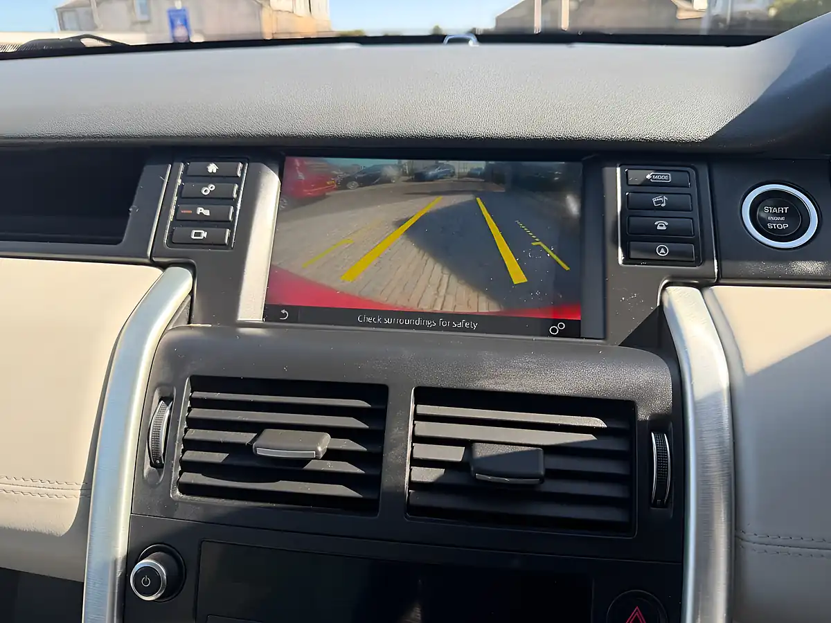 Used 2016 Land Rover Discovery Sport Hse Firenze Red - Interior and Exterior details 16