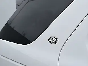 Used 2016 Land Rover Discovery Sport Hse Fuji White - Interior and Exterior details 8