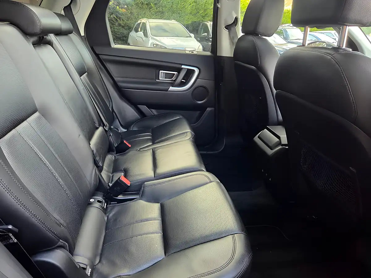 Used 2016 Land Rover Discovery Sport Hse Grey - Interior and Exterior details 11