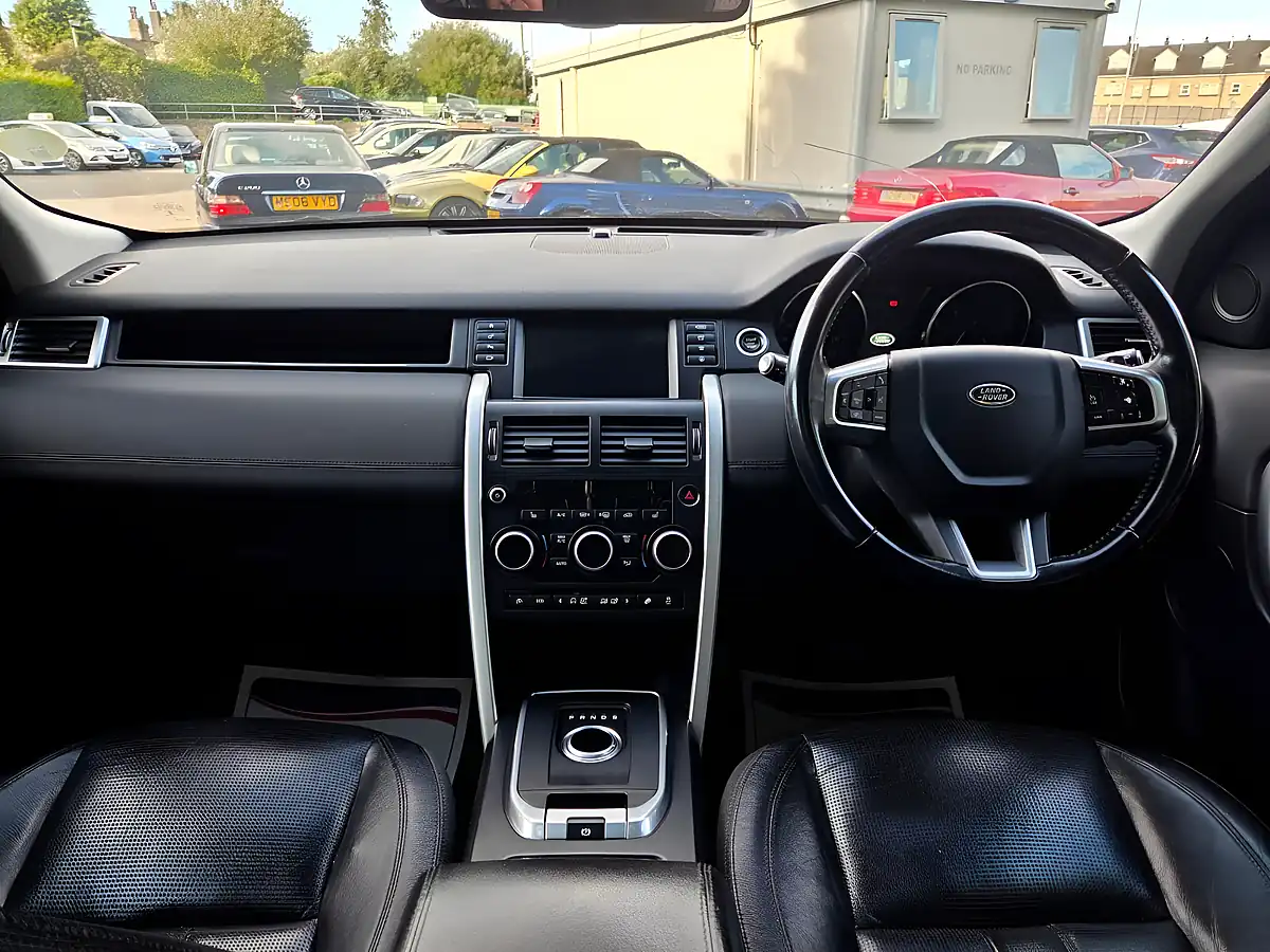Used 2016 Land Rover Discovery Sport Hse Grey - Interior and Exterior details 9