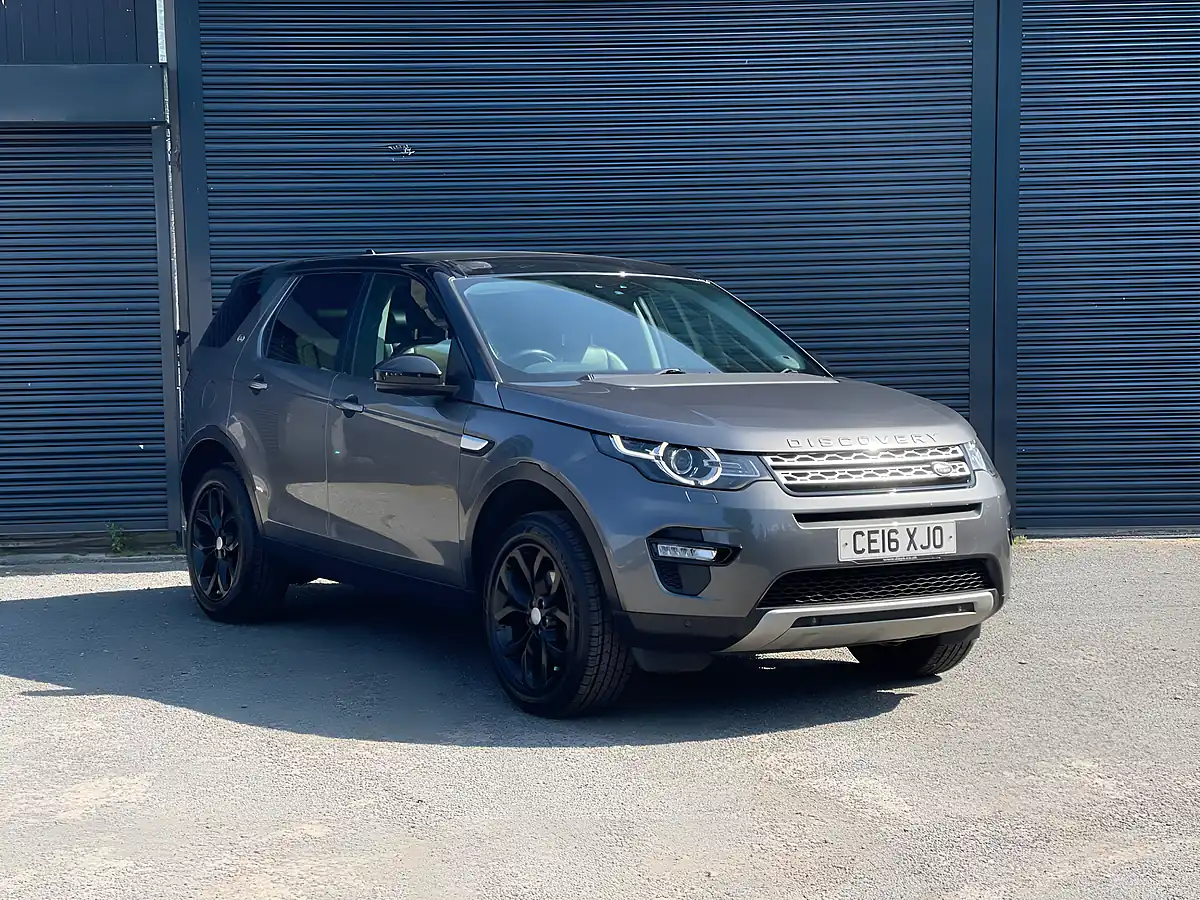 Used 2016 Land Rover Discovery Sport Hse Grey - Interior and Exterior details 3