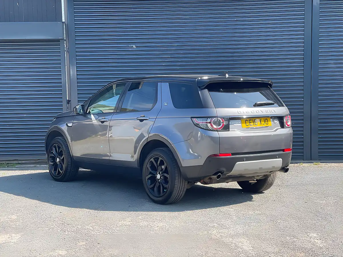Used 2016 Land Rover Discovery Sport Hse Grey - Interior and Exterior details 4