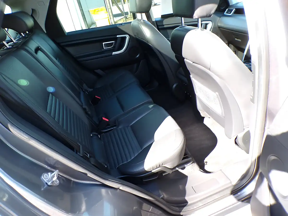Used 2016 Land Rover Discovery Sport Hse Grey - Interior and Exterior details 4