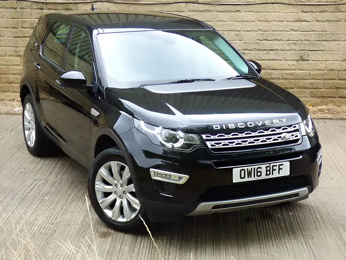 Used 2016 Land Rover Discovery Sport Hse Luxury Black - Interior and Exterior details 14