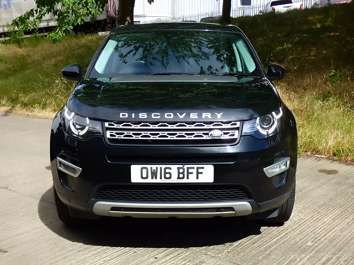 Used 2016 Land Rover Discovery Sport Hse Luxury Black - Interior and Exterior details 7