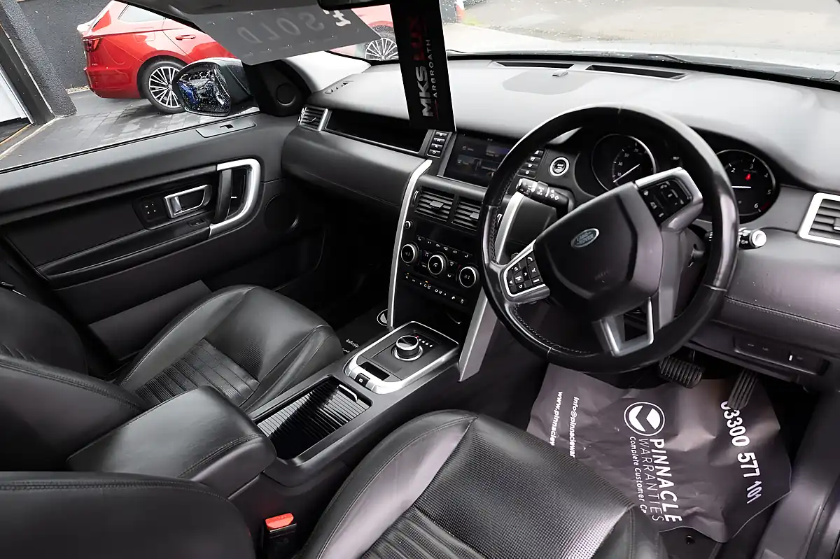 Used 2016 Land Rover Discovery Sport Hse Luxury Black - Interior and Exterior details 12