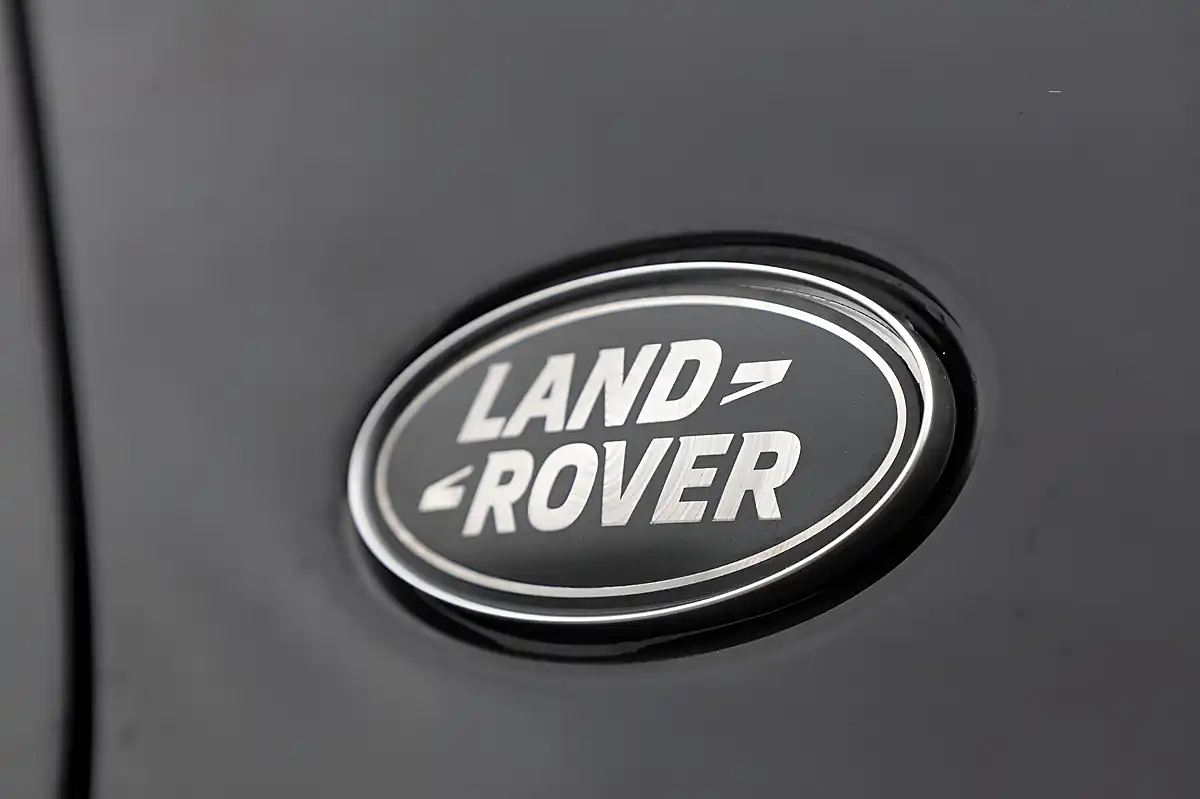 Used 2016 Land Rover Discovery Sport Hse Luxury Black - Interior and Exterior details 18