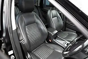 Used 2016 Land Rover Discovery Sport Hse Luxury Black - Interior and Exterior details 9