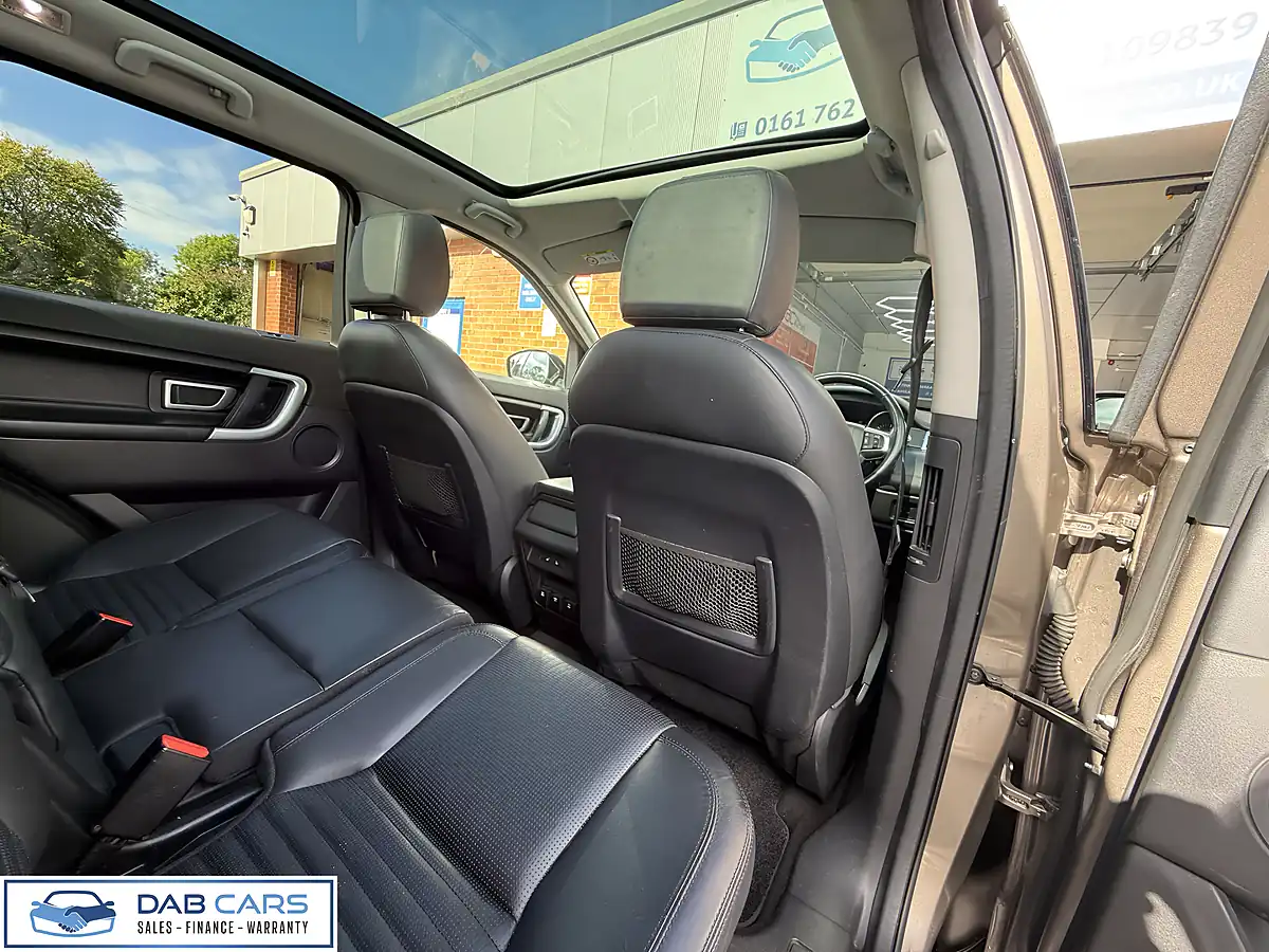 Used 2016 Land Rover Discovery Sport Hse Luxury Brown - Interior and Exterior details 10