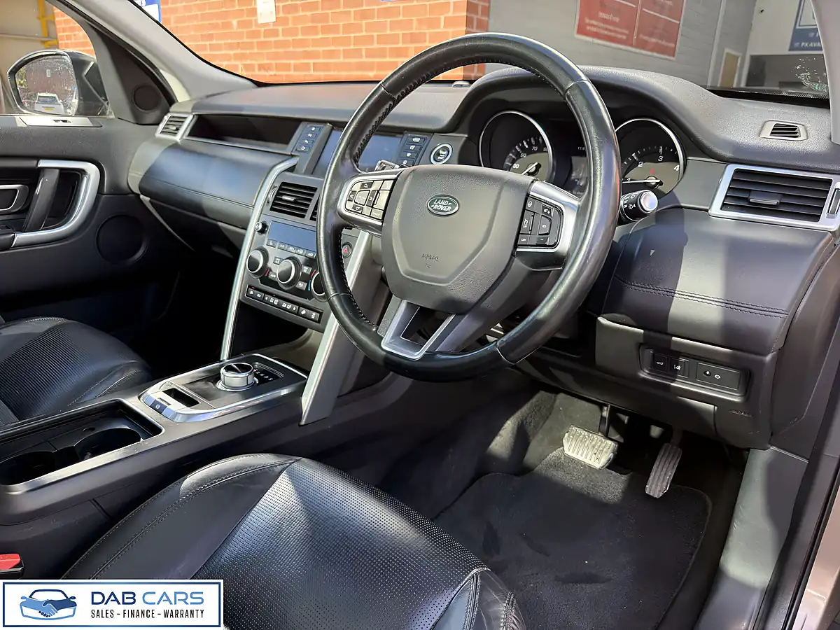 Used 2016 Land Rover Discovery Sport Hse Luxury Brown - Interior and Exterior details 3